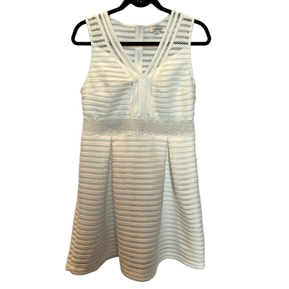 Beautiful Cream Dress Francesca's Size Large Sleeveless V neck